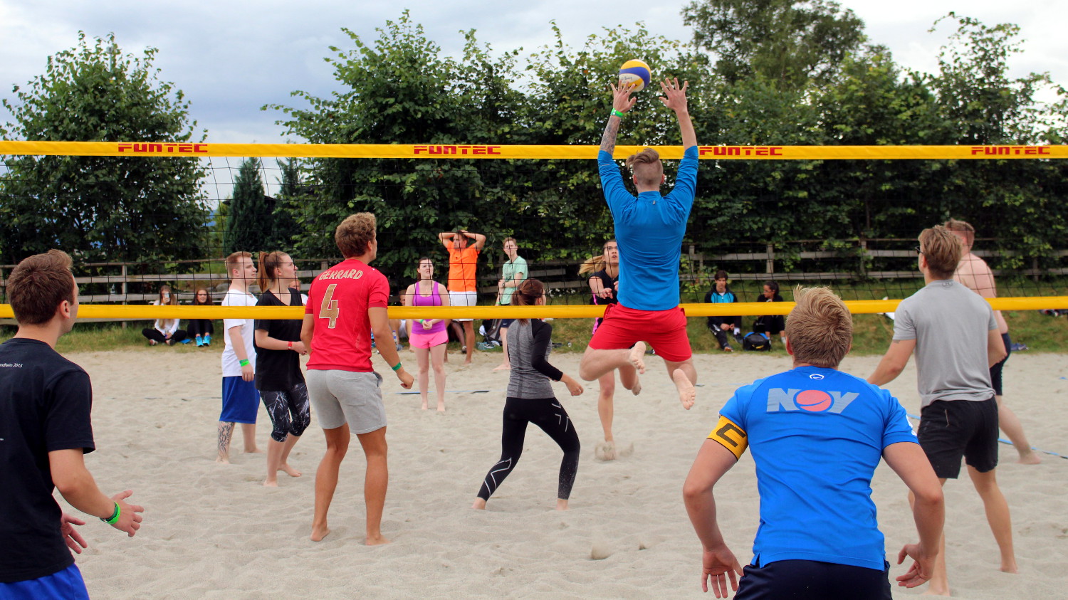 Åpningsuka volleyball players raise their game this year | HiMoldes ...